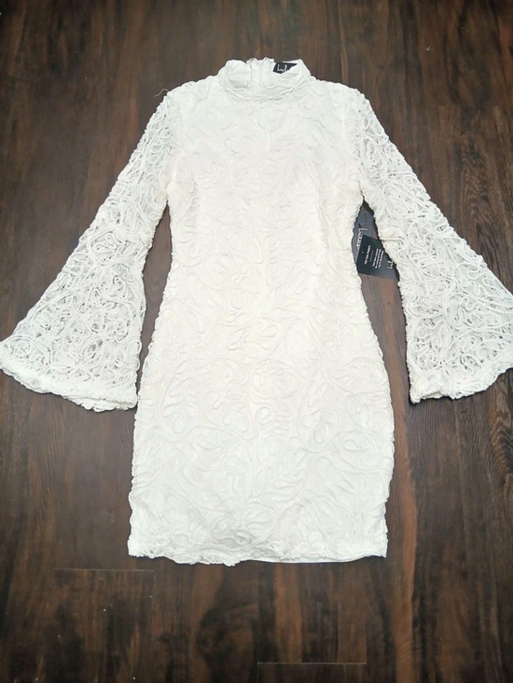 Lulus Major Crush White Lace Long Sleeve Shift Dress Small